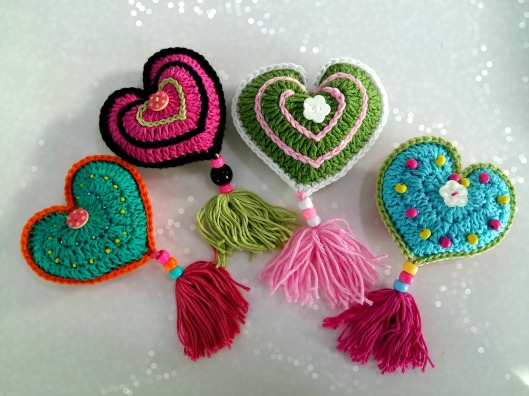 crochet-hearts-1
